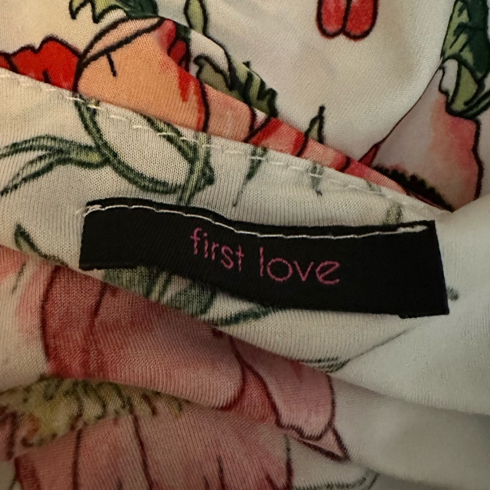 First love top - Picture 8 of 8